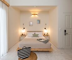 Capella Skiathos Town