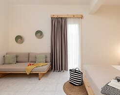 Capella Skiathos Town