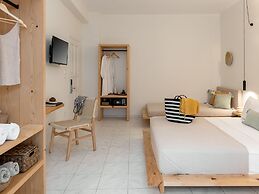 Capella Skiathos Town