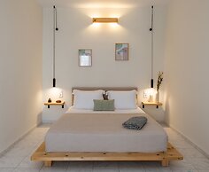 Capella Skiathos Town