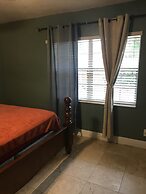Cozy Guest House Florida Tamarac
