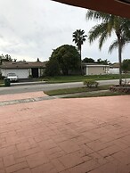 Cozy Guest House Florida Tamarac