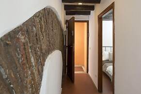 Diana in Pantheon Apartment