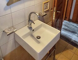 Charming Lefkada Town 2-bedroom Apartment