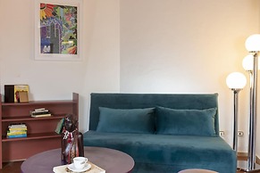 Chiara in Pantheon Apartment With Terrace