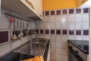 Chiara in Pantheon Apartment With Terrace