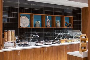 SpringHill Suites Tucson at The Bridges