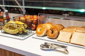 SpringHill Suites Tucson at The Bridges