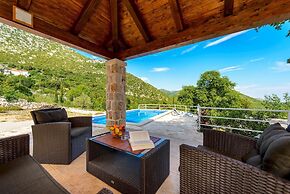 Hedera Estate, Villa Hedera XIV