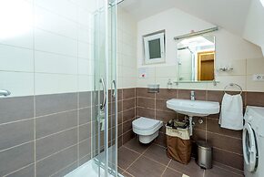 Hedera Estate, Villa Hedera XIV