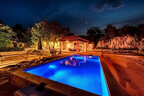 Hedera Estate, Villa Hedera XIV