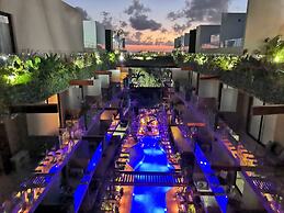 Menesse Tulum by Spot Rentals