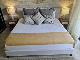 Menesse Tulum by Spot Rentals