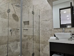 Menesse Tulum by Spot Rentals