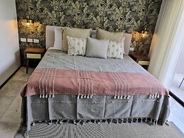 Menesse Tulum by Spot Rentals