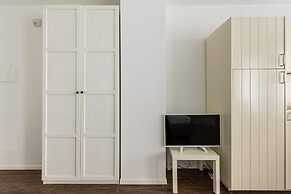 Largo Molina Studio III by Wonderful Italy