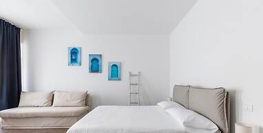 Largo Molina Studio III by Wonderful Italy