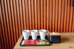 Ceylonz Suites KLCC by Mana-Mana