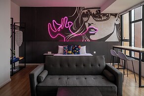 Ceylonz Suites KLCC by Mana-Mana