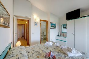 I Fari 48 600mt From The Beach