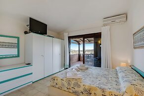 I Fari 48 600mt From The Beach