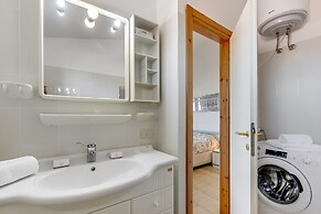 I Fari 48 600mt From The Beach