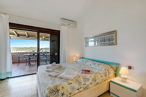 I Fari 48 600mt From The Beach