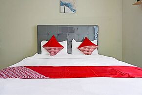 Super OYO 91139 Skyland Bogorienze Apartment