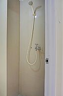 Super OYO 91139 Skyland Bogorienze Apartment