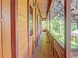 SPOT ON 91799 Sosonopan Homestay Near LANTAMAL VIII MANADO