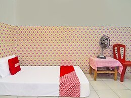 SPOT ON 91799 Sosonopan Homestay Near LANTAMAL VIII MANADO