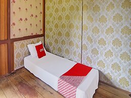 SPOT ON 91799 Sosonopan Homestay Near LANTAMAL VIII MANADO