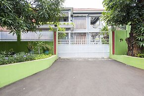 SPOT ON 3961 Fico's Residence Syariah