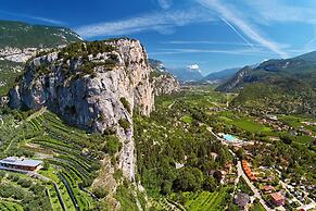 The Peace Of The Lake