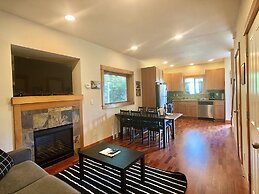 Seattle Vacation Home At the Market
