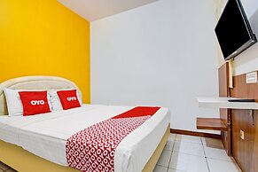 Super OYO 90422 Mall Of Indonesia