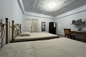 OYO 91757 Surya HotelNearTaman Anggrek Pkk Watansoppeng