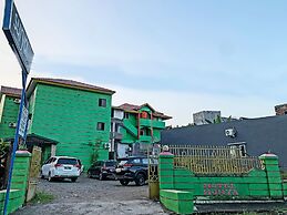 OYO 91757 Surya HotelNearTaman Anggrek Pkk Watansoppeng