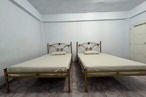 OYO 91757 Surya HotelNearTaman Anggrek Pkk Watansoppeng