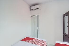 SPOT ON 92000 3m Kost Dan Homestay