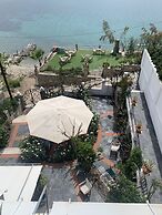 Roditses Beach sea front Apartments