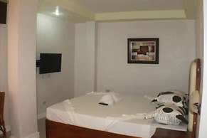 OYO 933 The New De Loro Inn
