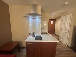 Wingate by Wyndham College Station South