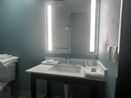 Wingate by Wyndham College Station South