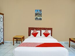 Capital O 92214 Beristera Hotel