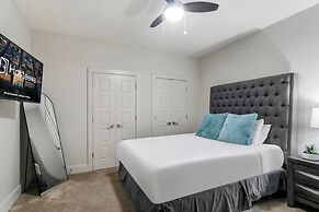 Magnificent Condo Near Bourbon Street