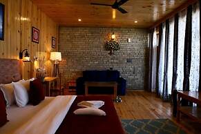 Kasar Himalaya Holiday Resorts