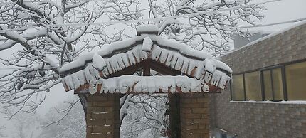 Kasar Himalaya Holiday Resorts