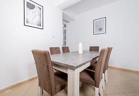 Appartement Luxueux à Hydra