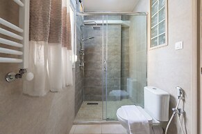 Appartement Luxueux à Hydra